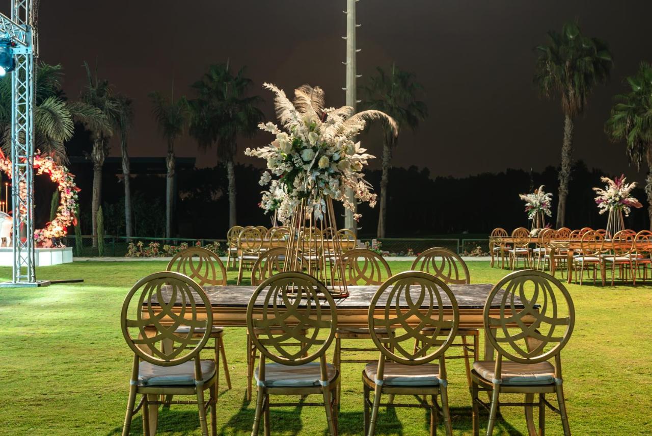 Swiss Inn Pyramids Golf Resort 6th of October City Buitenkant foto