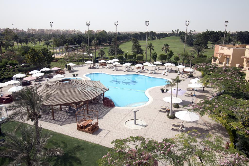 Swiss Inn Pyramids Golf Resort 6th of October City Buitenkant foto