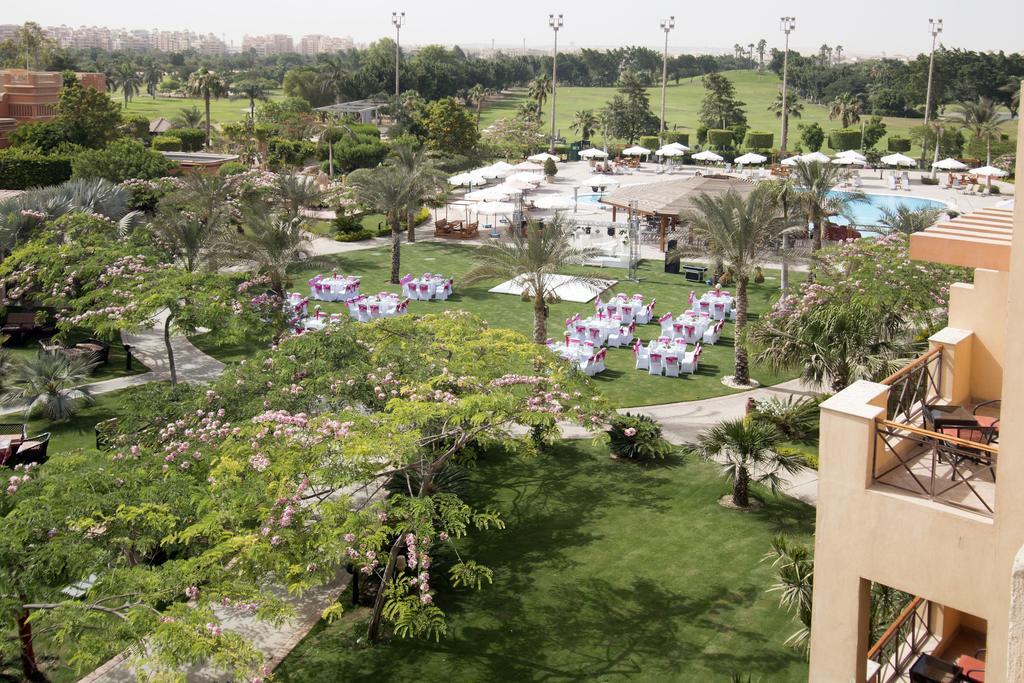Swiss Inn Pyramids Golf Resort 6th of October City Buitenkant foto