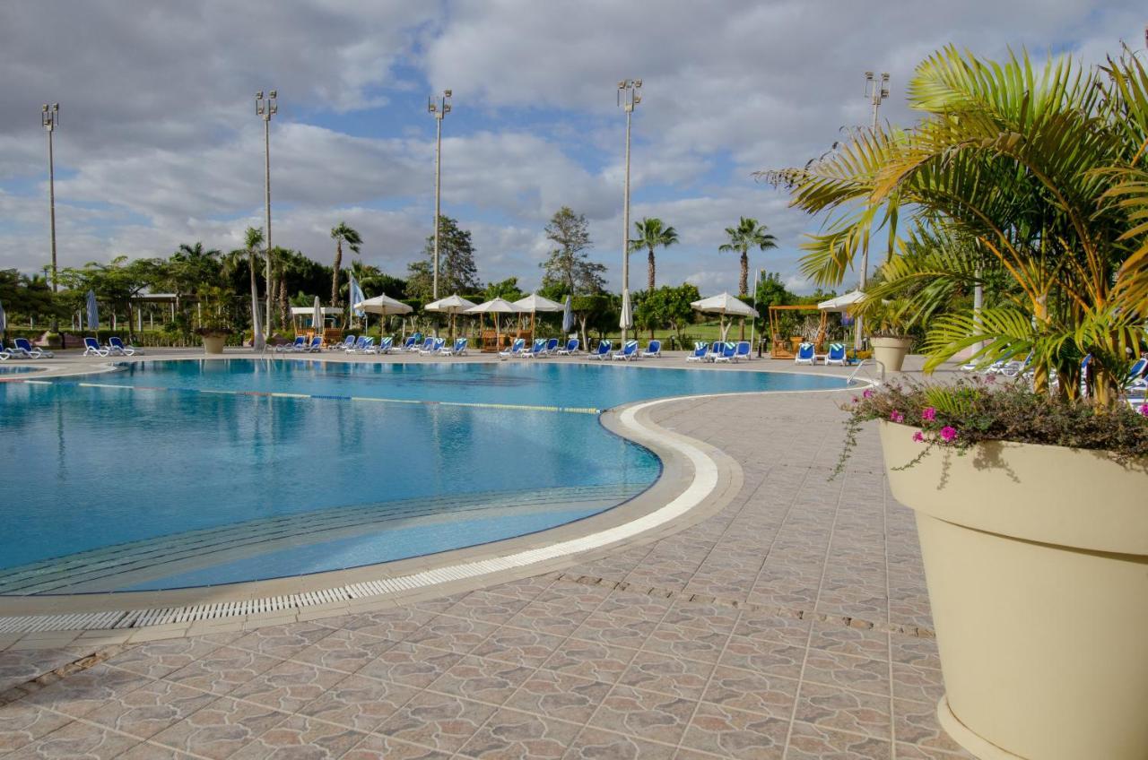 Swiss Inn Pyramids Golf Resort 6th of October City Buitenkant foto